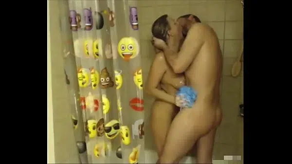 DEE BAMA HOT MILF WEBCAM SHOWER SHOW FUCK