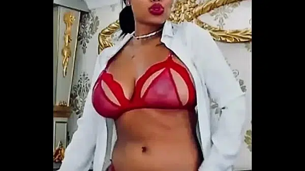 > Ebony.Webcam.Chronicles >
