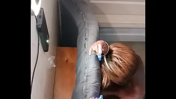 Thot in Texas – Homemade Ebony Amateur Gloryhole and a Fuck