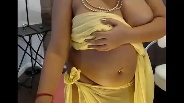 Thick amateur joins cam porn