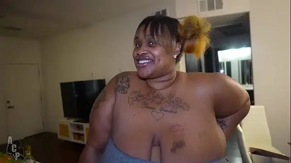 Cheating BBW Prettyyasspai Gets Fucked Really Good By The Neighborhood Plumber