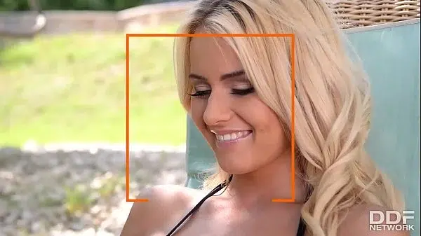 Cum Play With Me – Blonde Loves Fucking in Outdoor