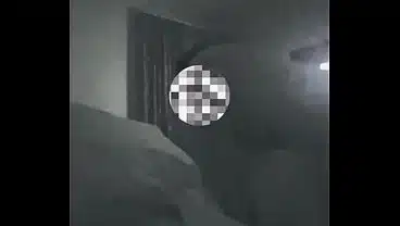 Grabo Ami esposa con una Camara escondida follando con otro