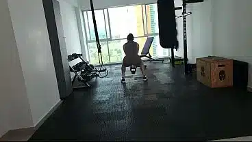 I fuck a stranger I met at the gym – SamyManson